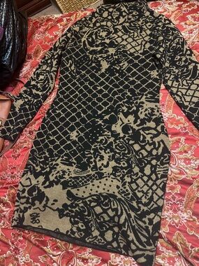 VENUS | Dresses | Venus Black Dress With Gold Accents | Poshmark